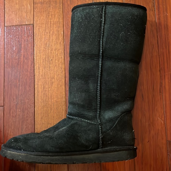 Black Tall Uggs size 9 - Picture 4 of 4